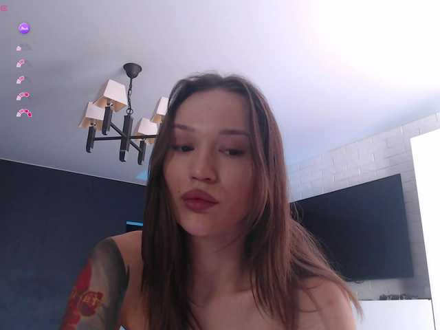 Jade-Lumin live cam preview