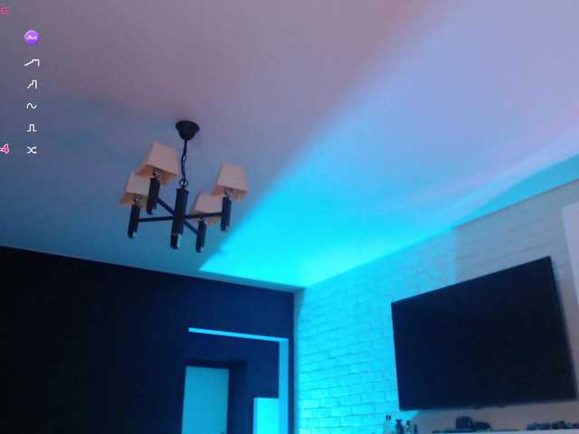 Jade-Lumin live cam on BongaCams