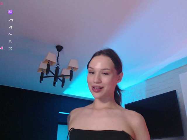 Jade-Lumin live cam on BongaCams