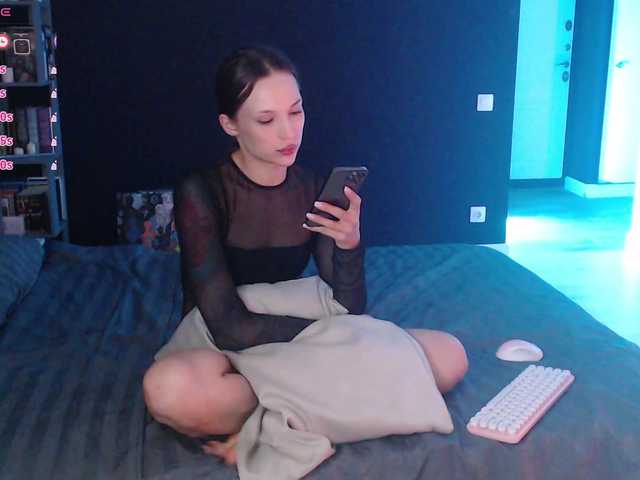 Jade-Lumin live cam on BongaCams