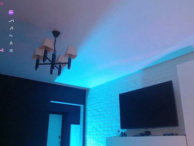 Jade-Lumin live cam on BongaCams