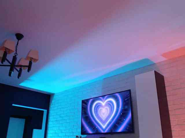 Jade-Lumin webcam