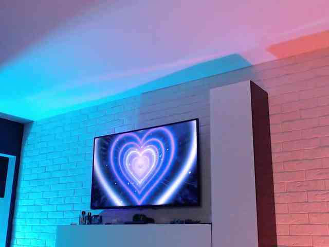 Jade-Lumin webcam