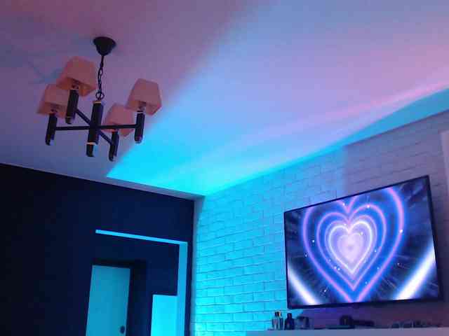 Jade-Lumin webcam
