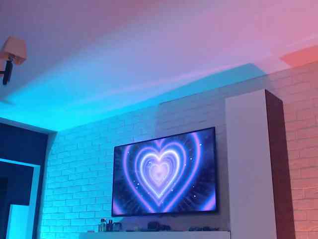 Jade-Lumin webcam