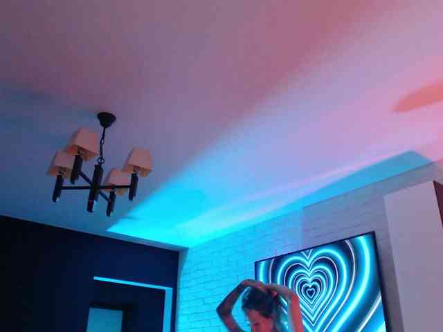 Jade-Lumin webcam