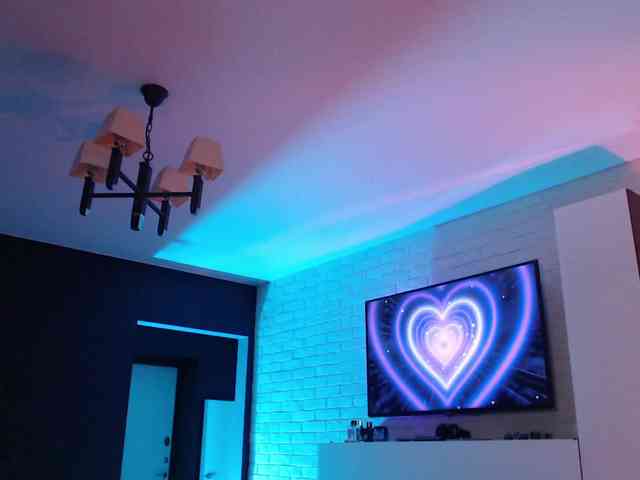 Jade-Lumin webcam
