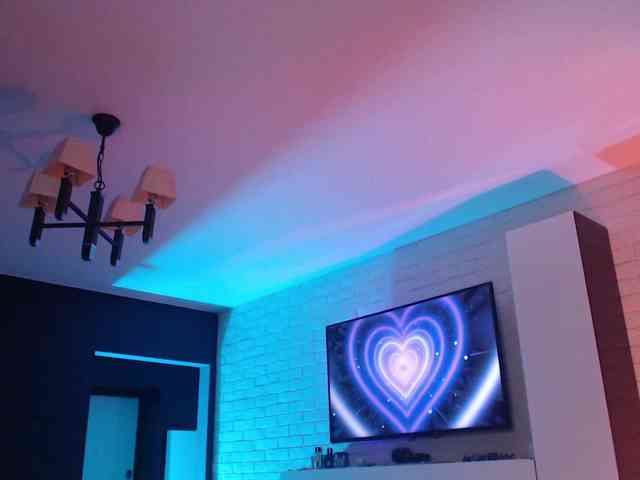 Jade-Lumin webcam