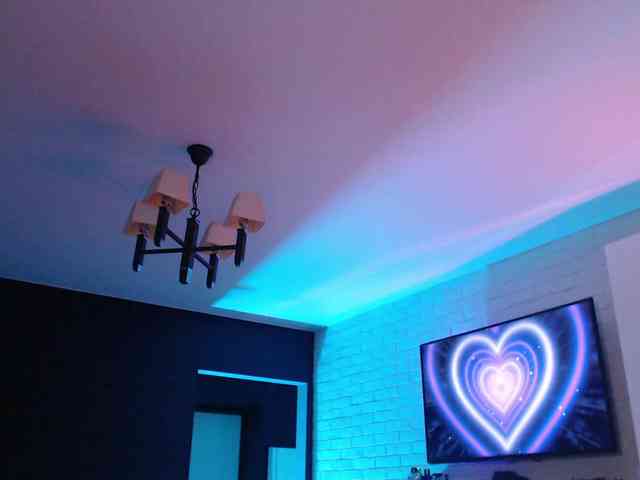 Jade-Lumin webcam