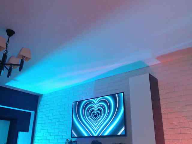Jade-Lumin webcam