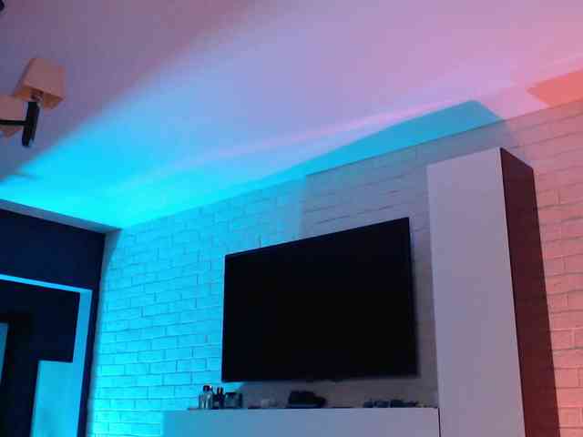 Jade-Lumin webcam