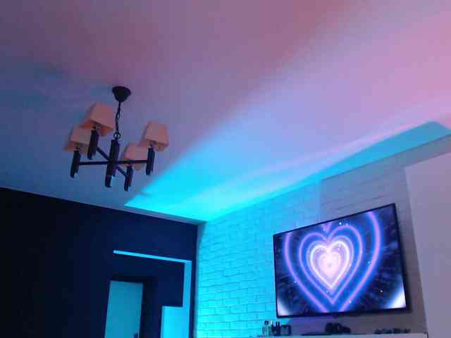 Jade-Lumin webcam