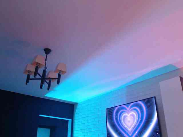 Jade-Lumin webcam
