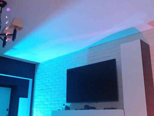 Jade-Lumin webcam