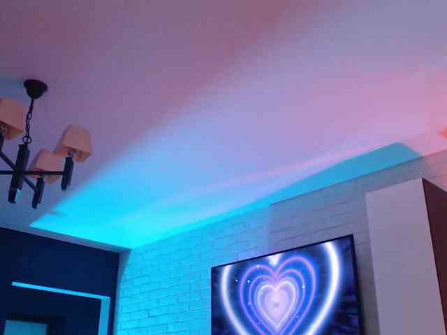 Jade-Lumin webcam
