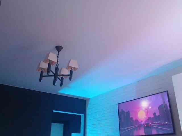 Jade-Lumin webcam