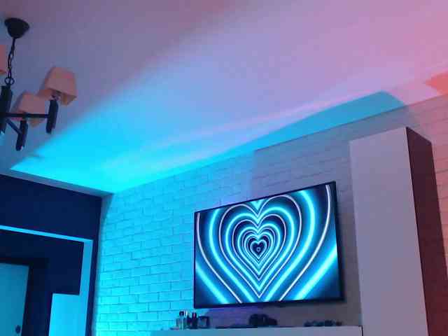 Jade-Lumin webcam