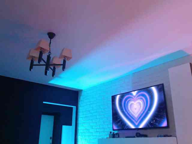 Jade-Lumin webcam