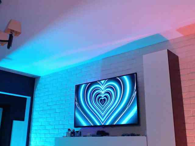 Jade-Lumin webcam