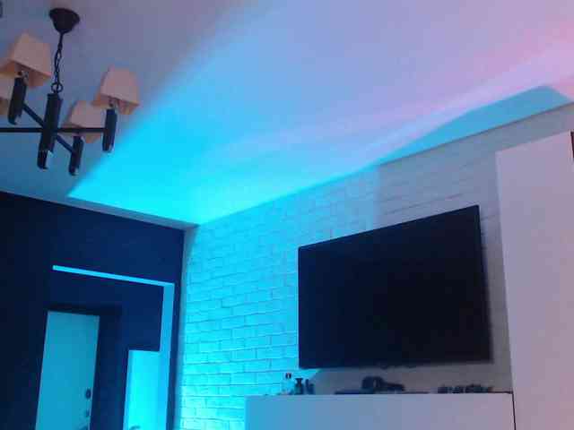 Jade-Lumin webcam