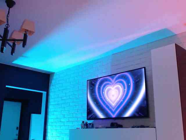 Jade-Lumin webcam