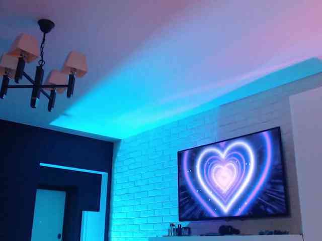 Jade-Lumin webcam