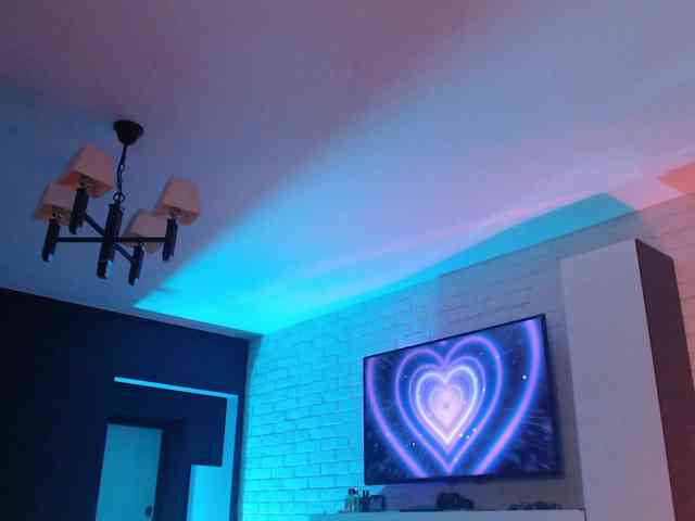 Jade-Lumin webcam