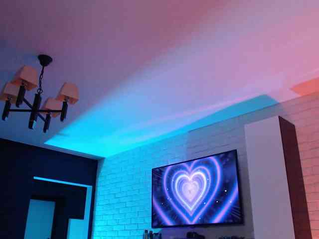 Jade-Lumin webcam