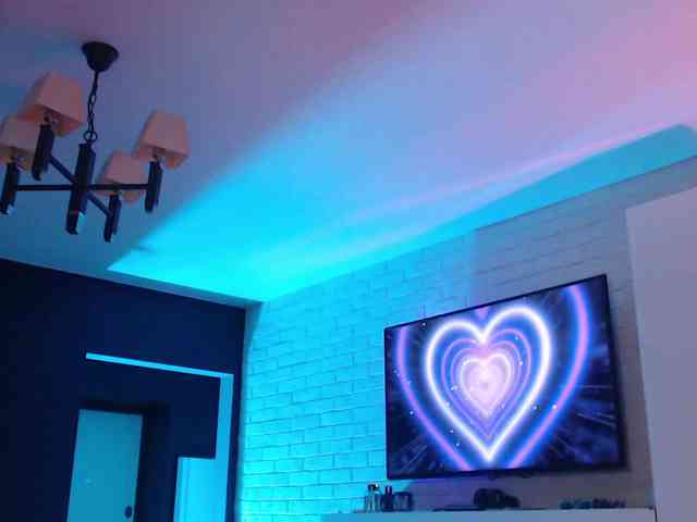 Jade-Lumin webcam