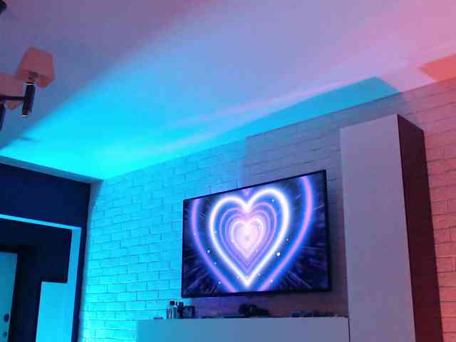 Jade-Lumin webcam