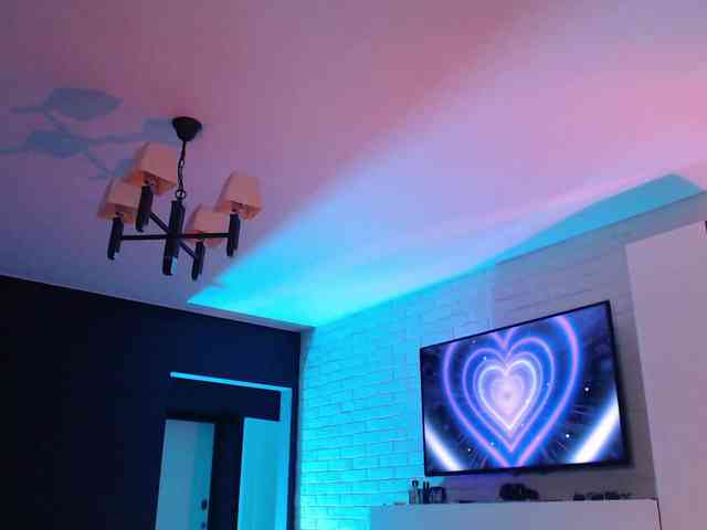 Jade-Lumin webcam