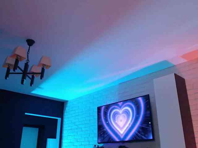 Jade-Lumin webcam