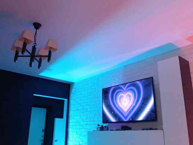 Jade-Lumin webcam