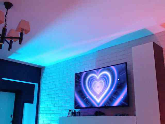 Jade-Lumin webcam