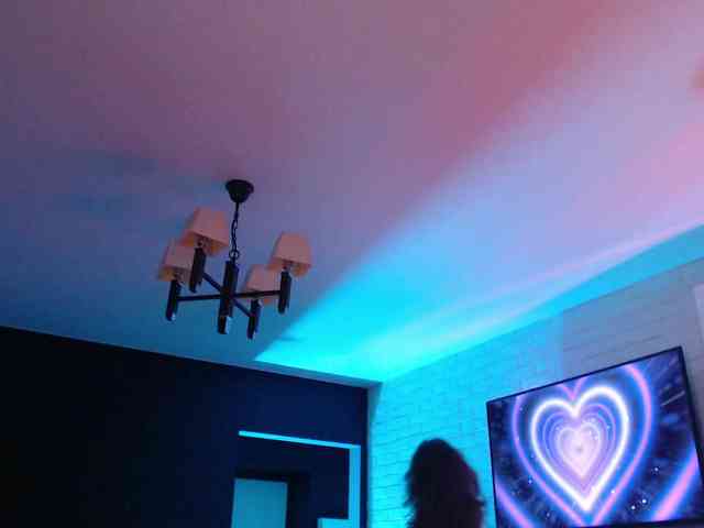 Jade-Lumin webcam