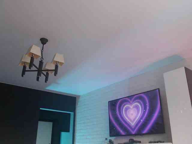 Jade-Lumin webcam