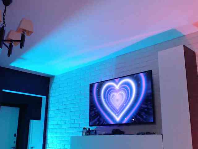 Jade-Lumin webcam