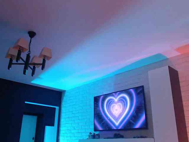 Jade-Lumin webcam