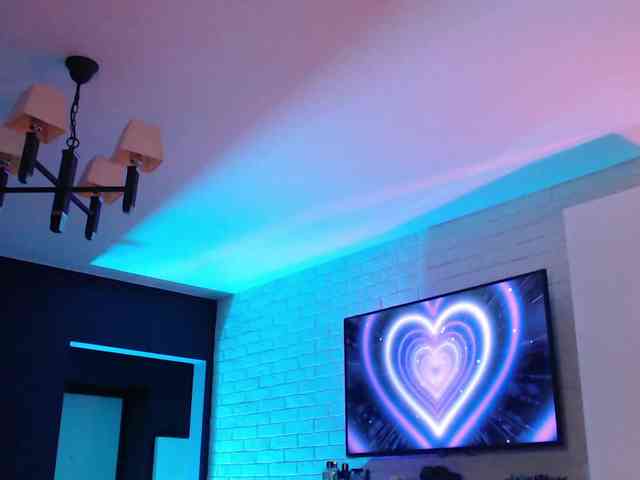 Jade-Lumin webcam