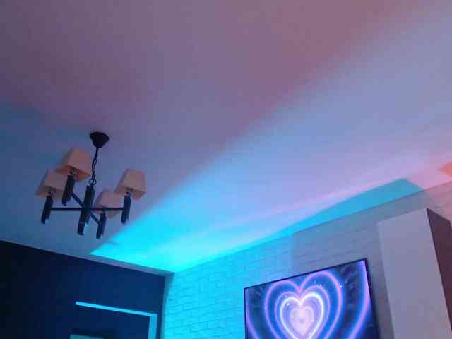 Jade-Lumin webcam