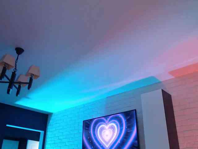 Jade-Lumin webcam