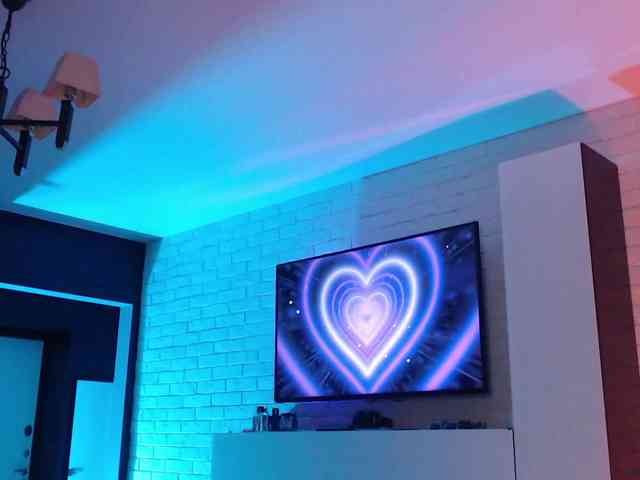 Jade-Lumin webcam