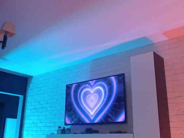 Jade-Lumin webcam