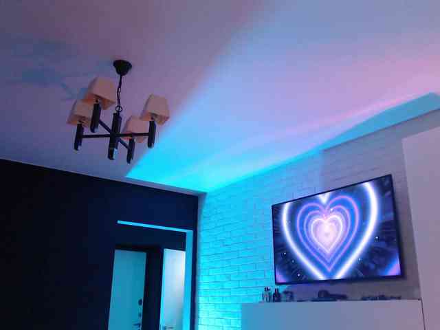 Jade-Lumin webcam