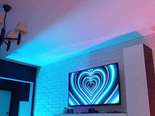 Jade-Lumin webcam