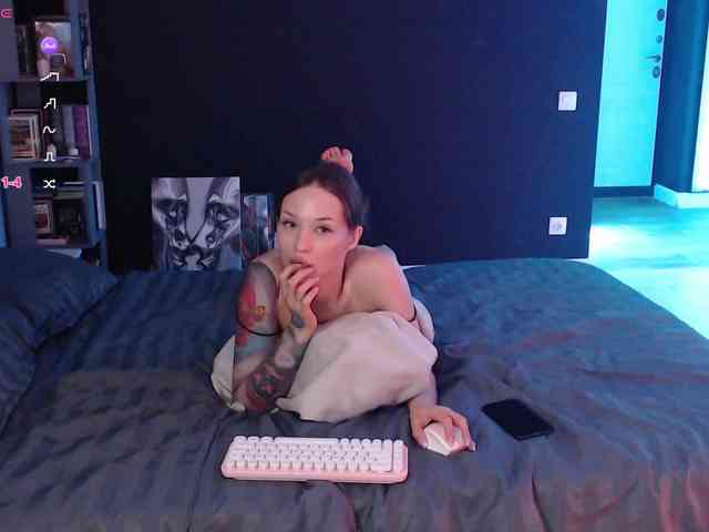 Jade-Lumin webcam