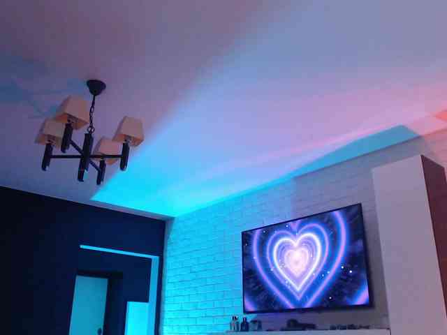 Jade-Lumin webcam