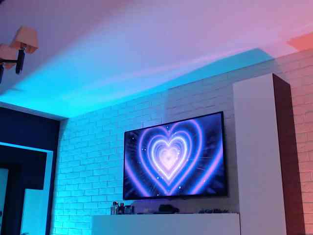 Jade-Lumin webcam