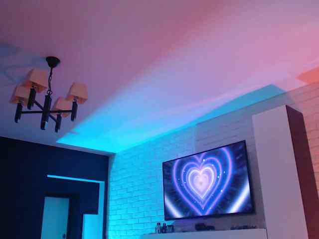 Jade-Lumin webcam