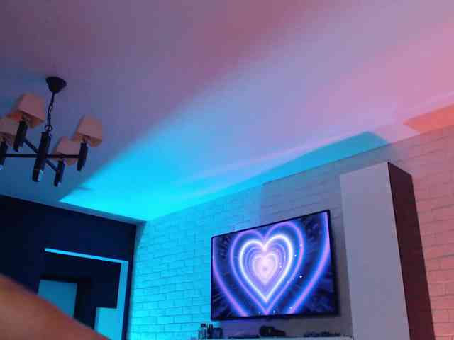 Jade-Lumin webcam
